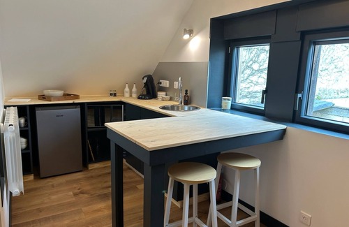 Brequerecque Apartment | Art des sens - private jacuzzi and infrared sauna studio