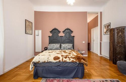 Old Town Apartment | Art&Design Boutique Apartment near Ghirlandina
