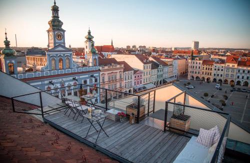 Ceske Budejovice Apartment | ART room with rooftop dinner or breakfast