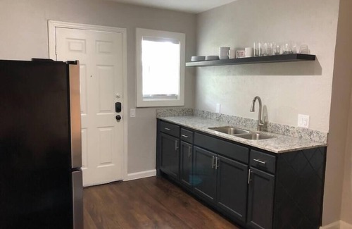 Kessler Apartment | ART♥ State Fair Suite. Spacious 1 BR apartment