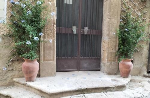 Caltagirone Apartment | Artemide B&B