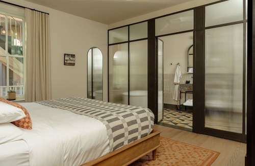 Fishtown Hotel | Artfully Designed Suite with Lounge & King Bed
