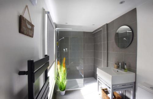 Canterbury House | Arthouse Canterbury-Free Secure Parking