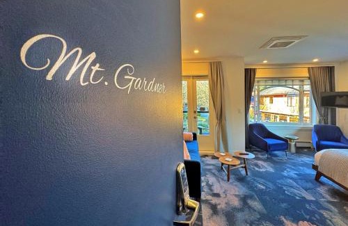 Bowen Island Hotel | Artisan Suites on Bowen