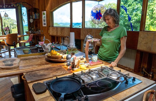 Tajo Alto Other | Artistic House ; Peaceful place in the Mountains. Close to Miramar, Puntarenas