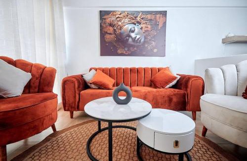 Kidono Apartment | Artistic, modern one bedroom duplex apartment
