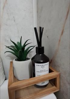 Barsanesti Apartment | Artistic