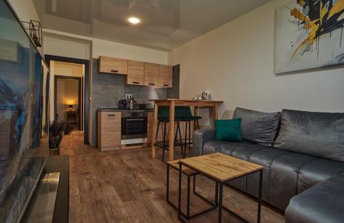 Juh Apartment | ArtSuite