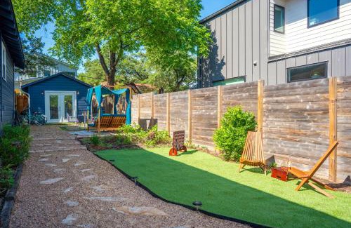 Dawson Apartment | Artsy, private Gem near Iconic South Congress