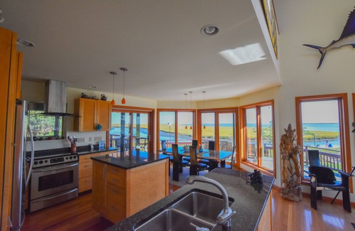 Parksley House | As close as you can get to the ocean south of Chincoteague