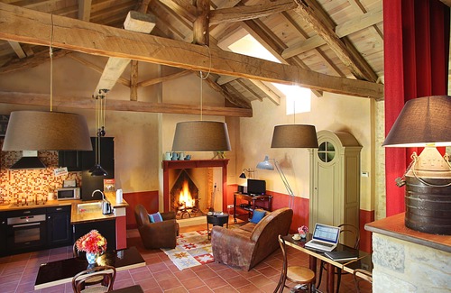Cubjac House | 'As Happy as God In France' at La Chartreuse du Maine, unique estate in Dordogne