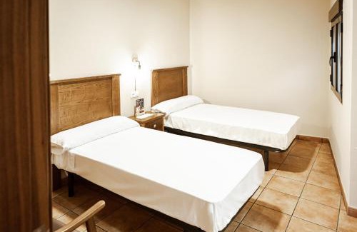 La Font de la Figuera Hotel | AS HOTELES FUENTE LA HIGUERA direccion Albacete