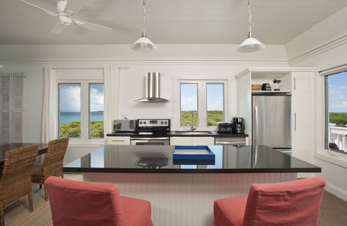 James Cistern Condo | AS SEEN ON HGTV! Lux Condo w/Views, Htd Pool, Beach, Golf Cart, Pickleball