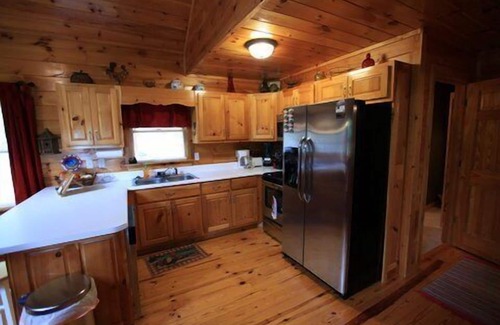 Walnut Mountain Cabin | AS SEEN ON HGTV LOG CABIN LIVING USD150.00 GAME ROOM