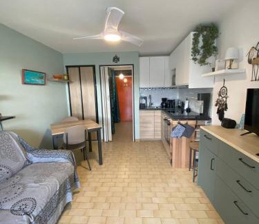 Le Grau-Du-Roi Apartment | AS24003-Studio cabine à 200m plage-parking privé