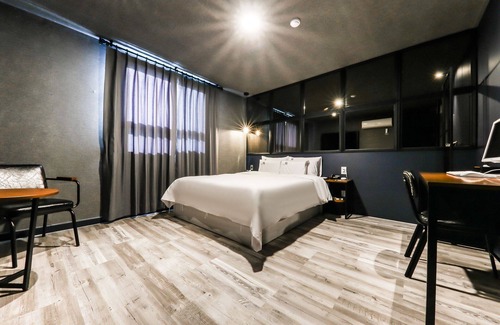 Oncheon-dong Hotel | Asan Wol