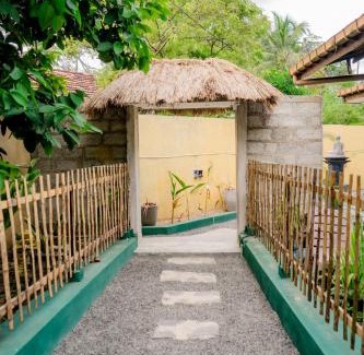 Midigama East Bed & Breakfast | Asanka Surf House & Resturant