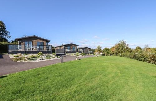 Teigngrace House | Ash Lodge