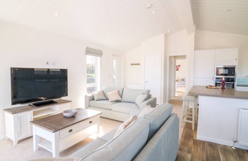 Teigngrace Cottage | ASH LODGE, pet friendly, country holiday cottage in Newton Abbot