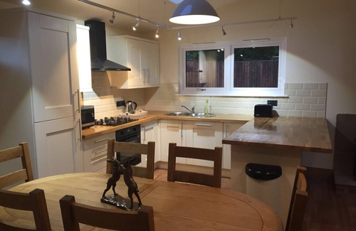 Congleton Apartment | Ash Lodge @ Shellow Lane Lodges
