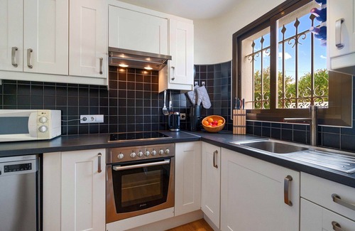 Bell Horizo Apartment | ASHANTI ZEN GARDEN DELUXE SHORT TERM RENTAL (ALTEA AREA COSTA BLANCA)