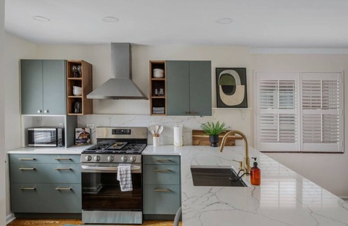 Grandview Heights Condo | Ashland Aerie - 2BR|2BA|3-Story Grandview Condo