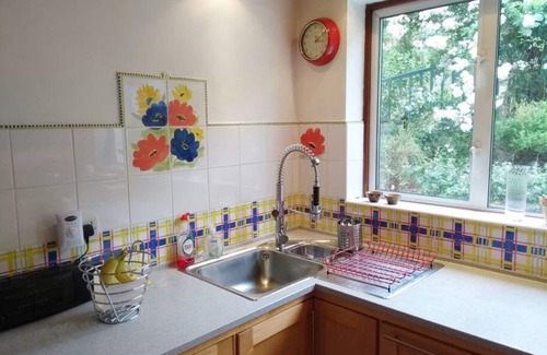 Lisburn House | Ashside Cottage, Royal Hillsborough, Belfast