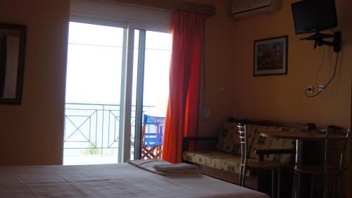 Fragkaki Apartment | ASIMENIA STUDIOS