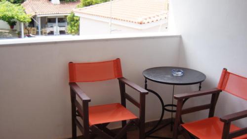 Fragkaki Apartment | ASIMENIA STUDIOS