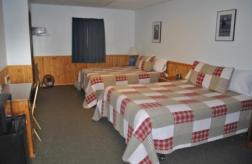 Fort Klamath Hotel | Aspen Inn
