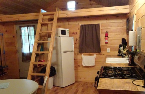 Pittsburg Cabin | Aspen nQuiet, Peaceful, Relaxing overall A Great Get Away Cabin!