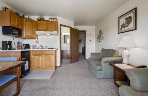 Chincoteague Apartment | Assateague Inn 205-S