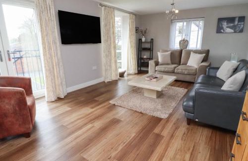 Alnmouth Apartment | Assisi Apartment
