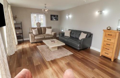 Alnmouth Apartment | Assisi Apartment