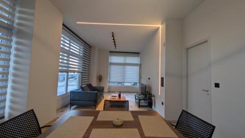 Nikaia-Agios Ioannis Rentis Apartment | Astak 2
