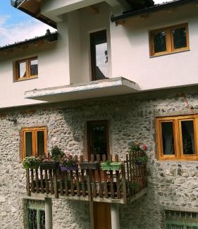 Tropoje House | Aste Guesthouse