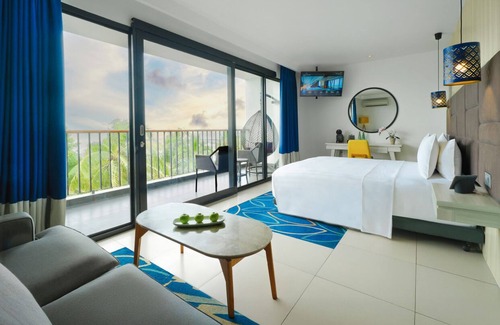 Karang Bolong Hotel | Aston Anyer Beach Hotel