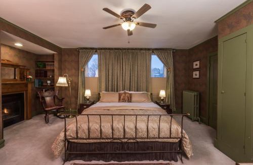 Green Bay Bed & Breakfast | Astor House