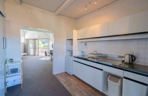 Te Anau Hotel | ASURE Explorer Motel & Apartments