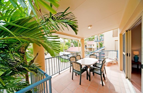 Cannonvale Apartment | at Beach Court Holiday Villas