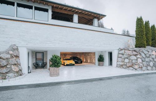 Bruck an der Grossglocknerstrasse Apartment | Tauernflair Premium Suite Bergkristall