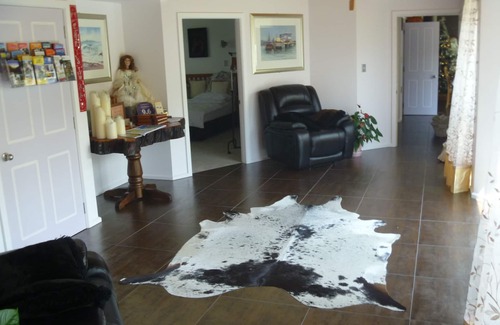 Whitianga Bed & Breakfast | At Parkland Place