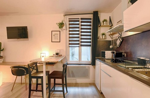 Decre-Cathedrale Apartment | At Préfect'Nantes, downtown
