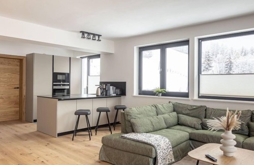 Sankt Martin am Tennengebirge Apartment | Penthouse max.8 P.& Infinity Pool by Interhome