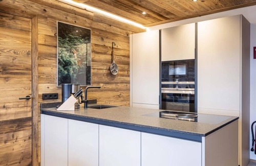 Sankt Martin am Tennengebirge Apartment | für 6 Personen & Infinity Pool by Interhome