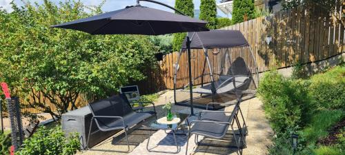 Sankt Michael in Obersteiermark Apartment | aNNa s Cozy Home with Private Forest, Canopy Terrace & Parking, near Red Bull Ring
