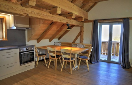 Altusried Apartment | At the rustic Mattes - apartment "Eva" . Beautiful open penthouse