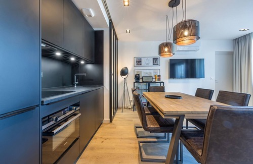Bercy Apartment | Atelier, 2BR/2BA, 6 people