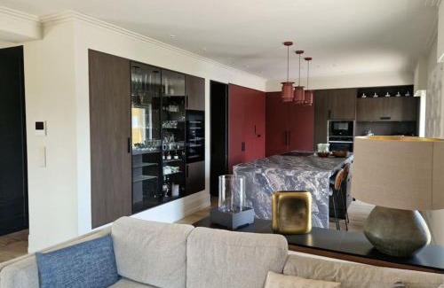 Berck-sur-Mer Apartment | ATELIER DE BERCK - Gîte 6p avec Parking GRATUIT & TERRASSE