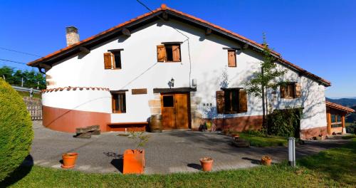 Leintz-Gatzaga House | Aterbe